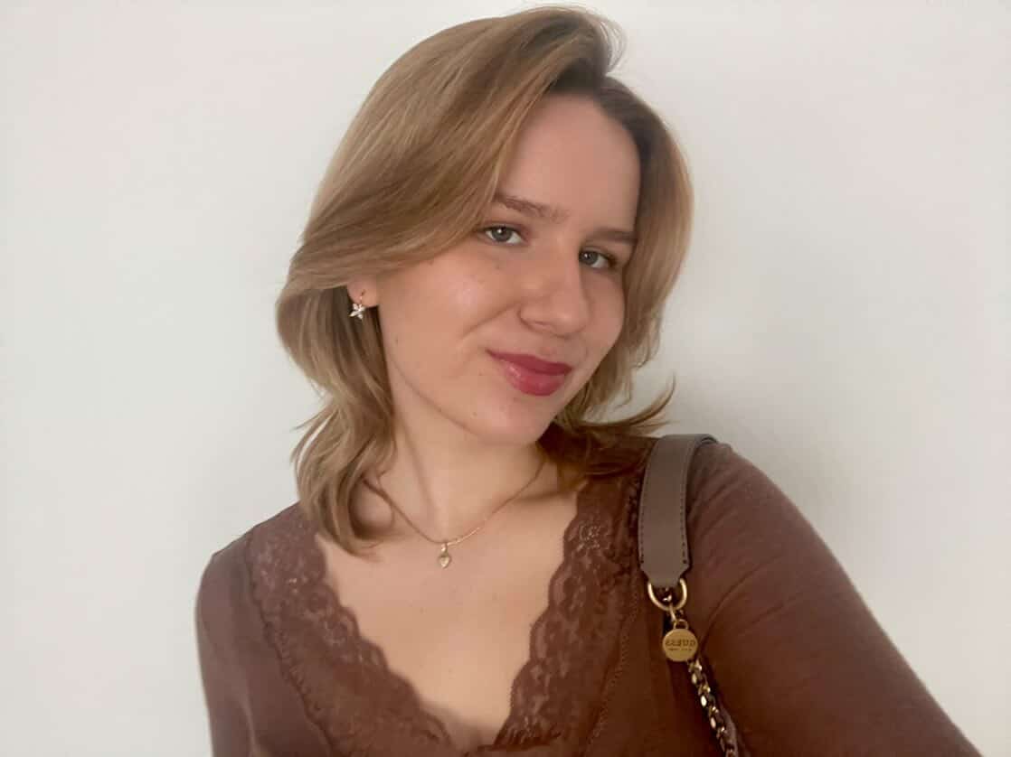 Ivona S.